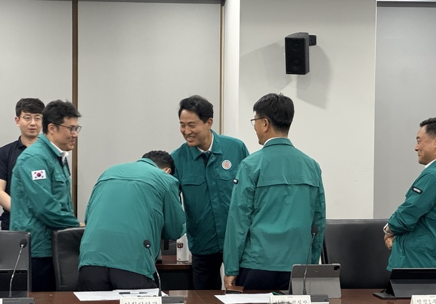 오세훈, 복귀 후 첫 일정은 안전점검…"서소문 사고 유가족께 위로"