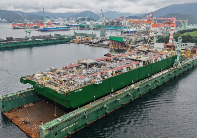 삼성중공업, 시더 FLNG 진수식 "세계 최초 3기 동시 건조"