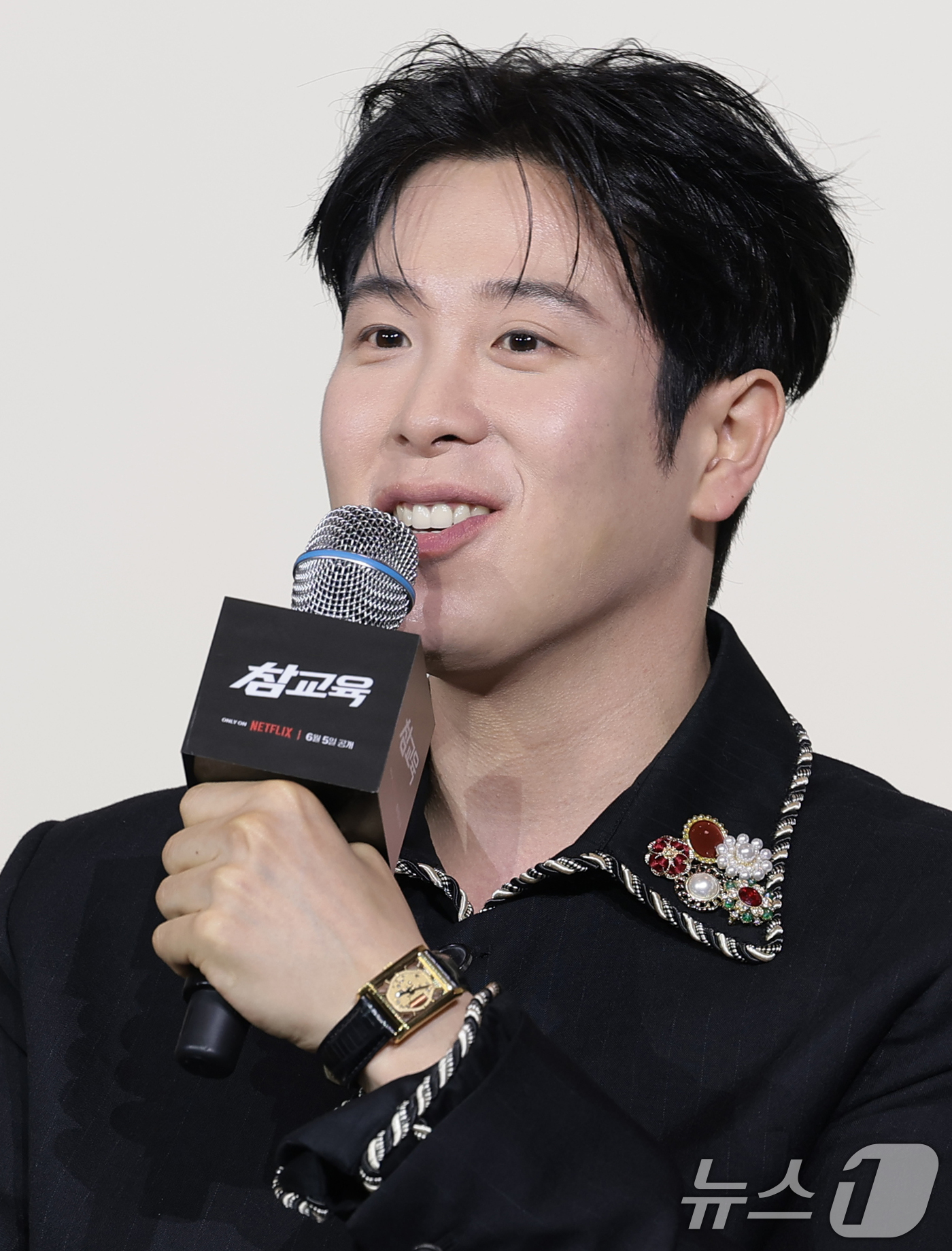 (서울=뉴스1) 권현진 기자 = 배우 표지훈이 5일 서울 중구 앰배서더 서울 풀만 호텔에서 열린 넷플릭스 시리즈 '참교육'(감독 홍종찬) 제작발표회에서 인사말을 하고 있다.'참교육 …