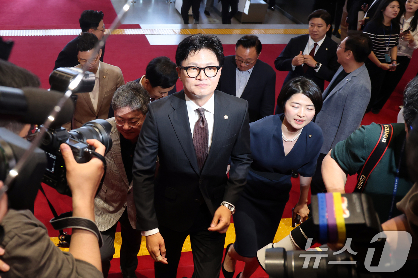 (서울=뉴스1) 황기선 기자 = 한동훈 무소속 의원이 5일 오후 서울 여의도 국회로 등청하고 있다. 2026.6.5/뉴스1