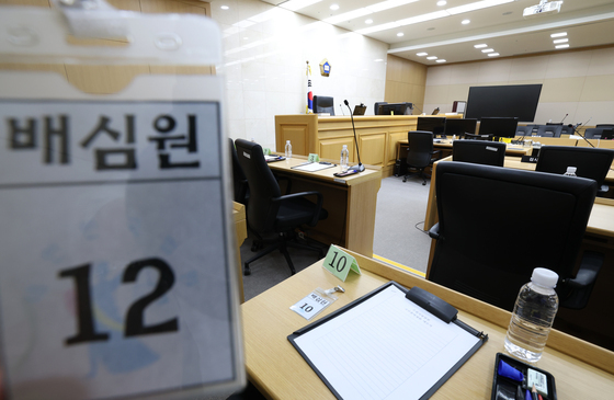 '연어 술파티' 국참 첫 날 이화영…"정치검찰이 날 인간사냥"