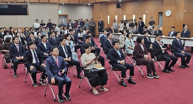 진주시의회 국민의힘 의원 감소…국힘 주도 의장단 구성 제약 예고