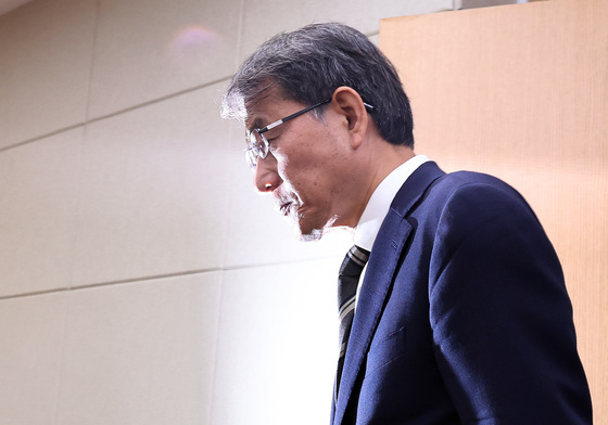 노태악 선관위원장 사퇴 "사죄, 책임도 지겠다"