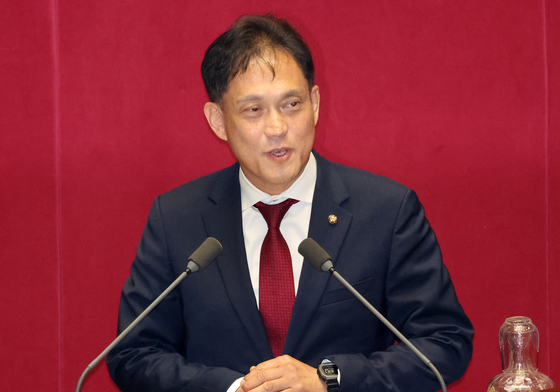 인사말하는 김태규 의원