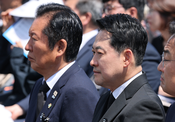 정청래·장동혁, 나란히 사퇴 압박…지선 패배 책임론 분출
