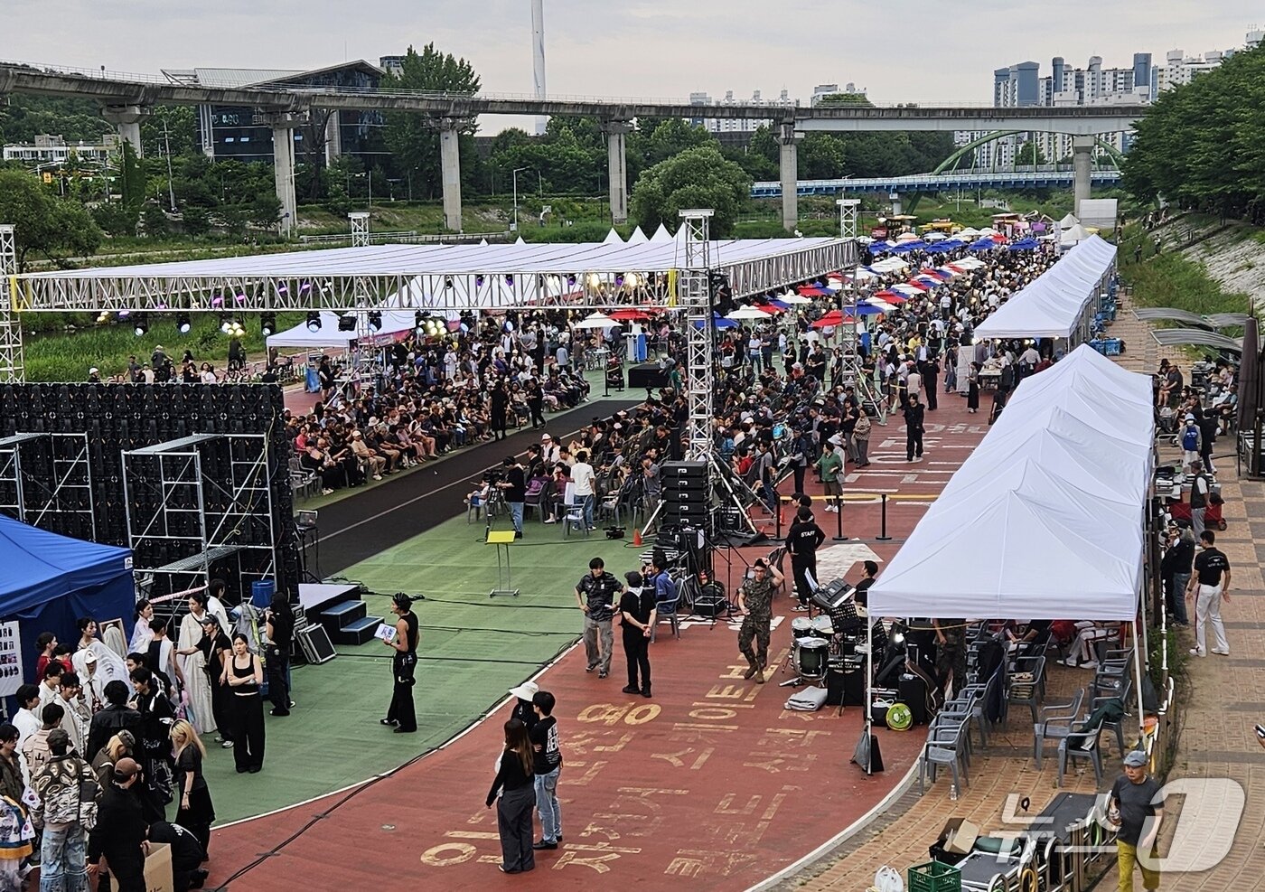 본문 이미지 - '언제나 보훈 페스티벌' 행사장 전경.(경기북부보훈지청 제공. 재판매 및 DB 금지)/뉴스1 