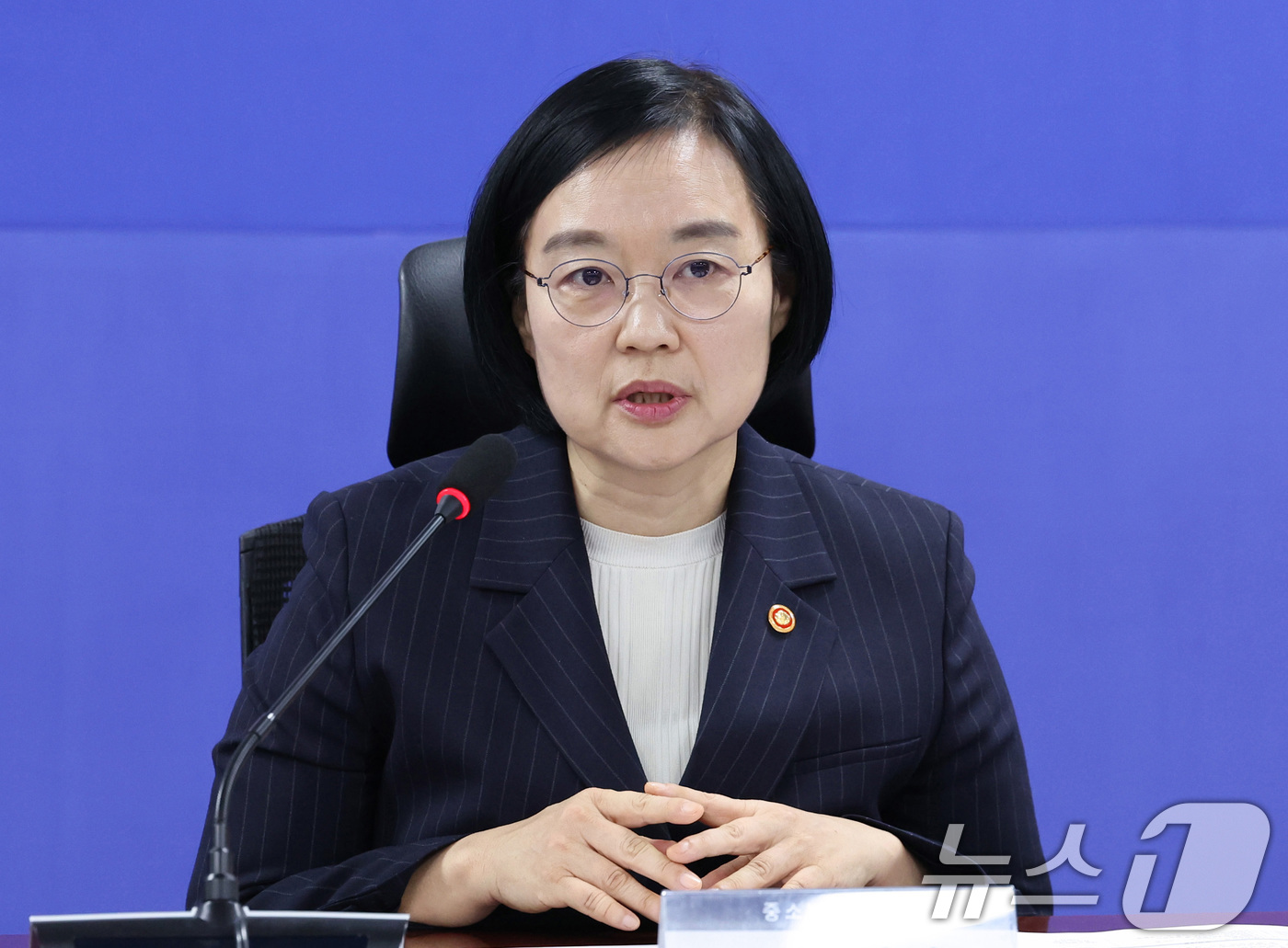 (서울=뉴스1) = 이재명 대통령은 7일 한성숙 중소벤처기업부 장관을 총리후보자로 지명했다고 밝혔다. 사진은 한성숙 중소벤처기업부 장관이 지난4월 16일 서울 여의도 국회 의원회관 …