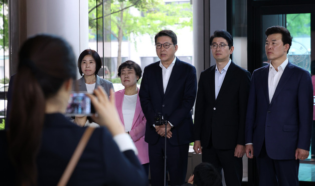 국힘 "보좌진에 폭력 행사 경찰 규탄…경비부장 징계하라"