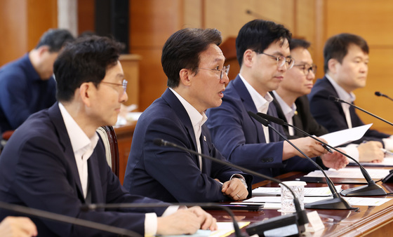 모두발언하는 김민석 총리