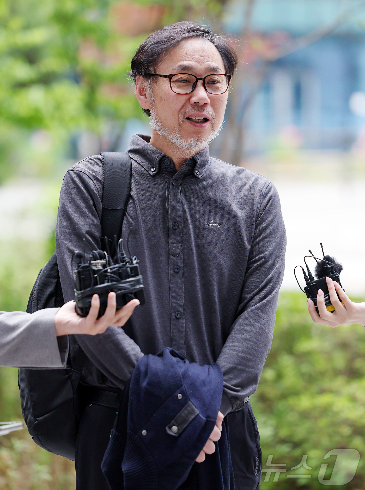 (서울=뉴스1) 김진환 기자 = 노태악 중앙선거관리위원장을 비롯한 선관위 관계자 6명을 직무유기와 직권남용 혐의로 고발한 김순환 서민민생대책위원회(서민위) 사무총장이 8일 오전 서 …