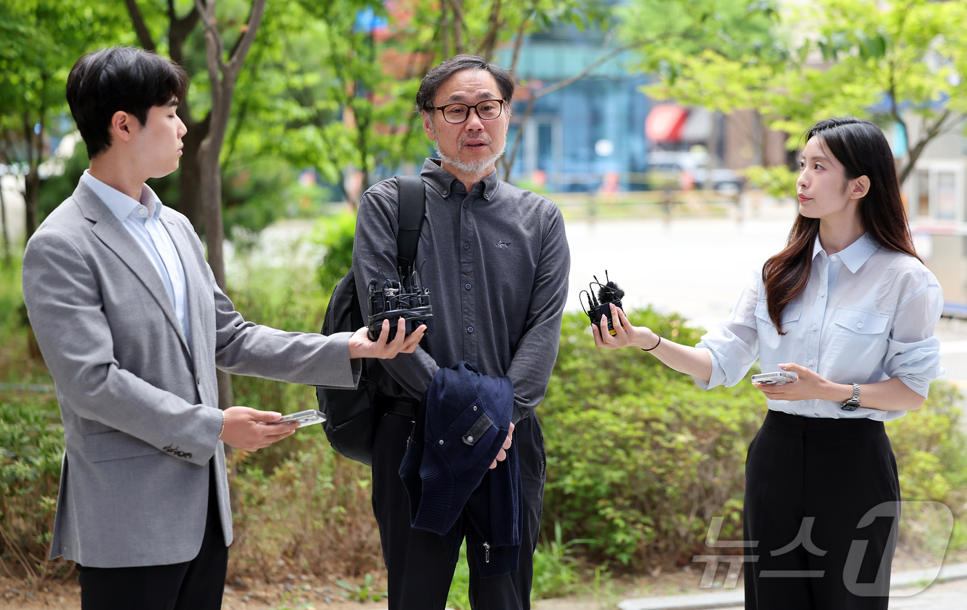 (서울=뉴스1) 김진환 기자 = 노태악 중앙선거관리위원장을 비롯한 선관위 관계자 6명을 직무유기와 직권남용 혐의로 고발한 김순환 서민민생대책위원회(서민위) 사무총장이 8일 오전 서 …