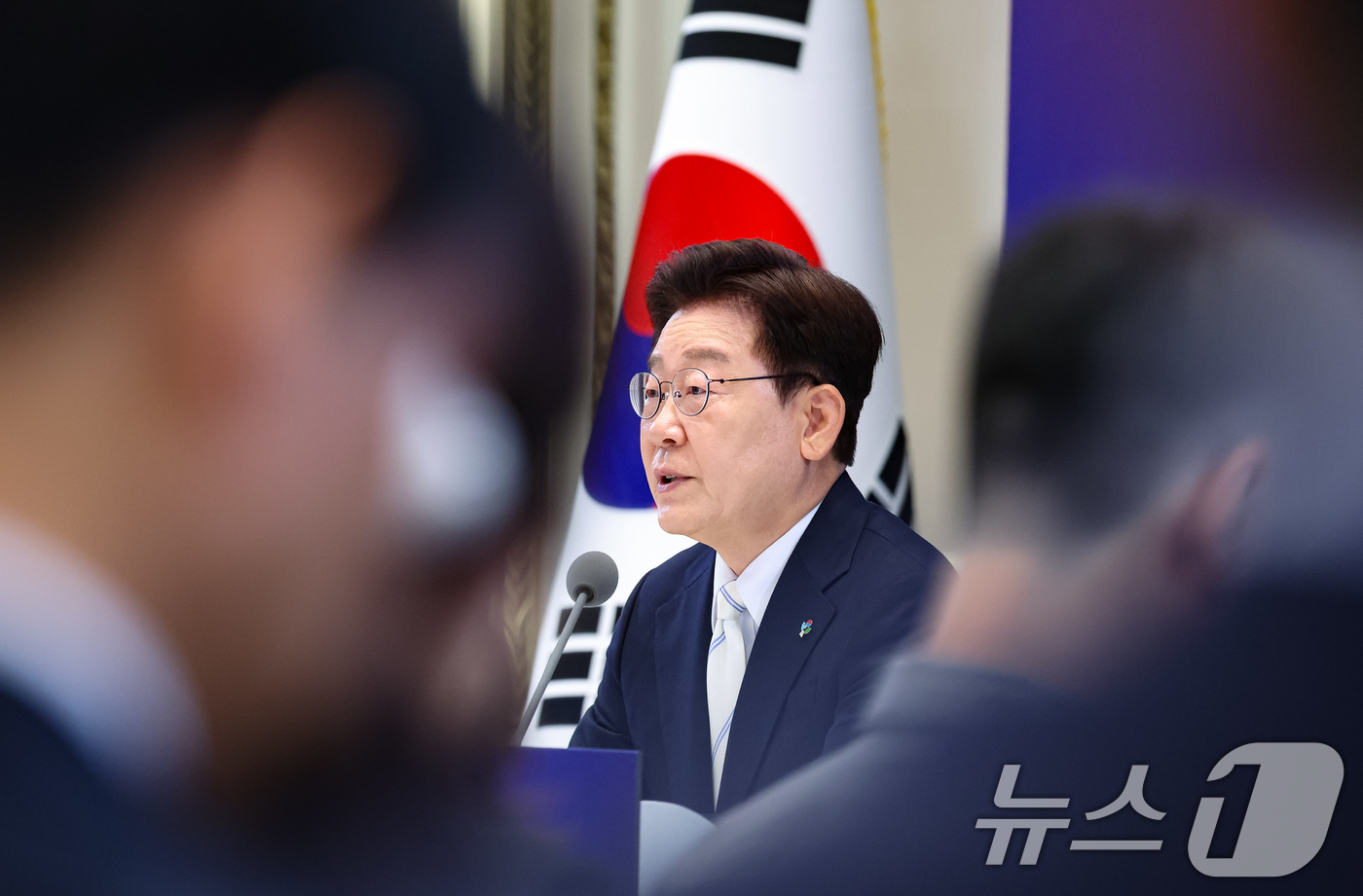 (서울=뉴스1) 허경 기자 = 이재명 대통령이 8일 청와대 영빈관에서 열린 취임 1주년 기자회견에서 발언하고 있다. 2026.6.8/뉴스1