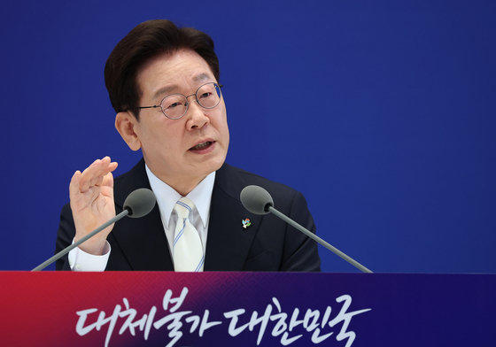 李대통령 "부동산 세제 7월 가능…공급정책 속도 내 빨리 발표"