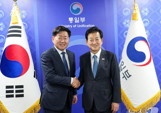 北으로 간 한라봉 묘목…제주도, 1억6000만원 상당 물품 보냈다