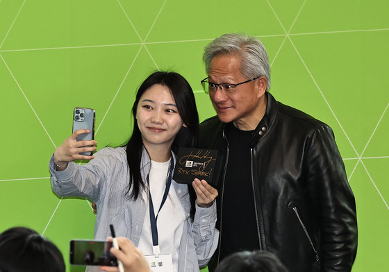 젠슨 황 CEO와 함께