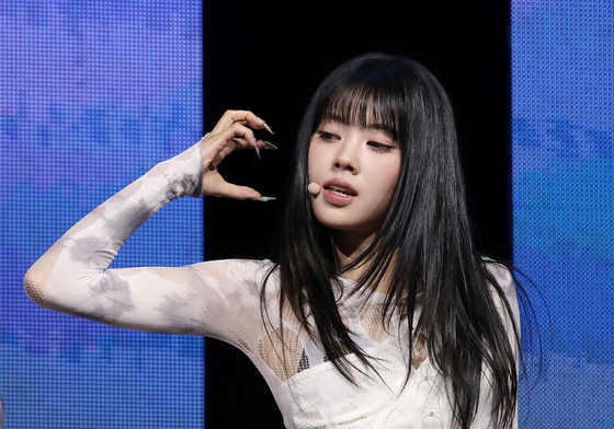 이즈나 코코, 에너지 가득한 무대
