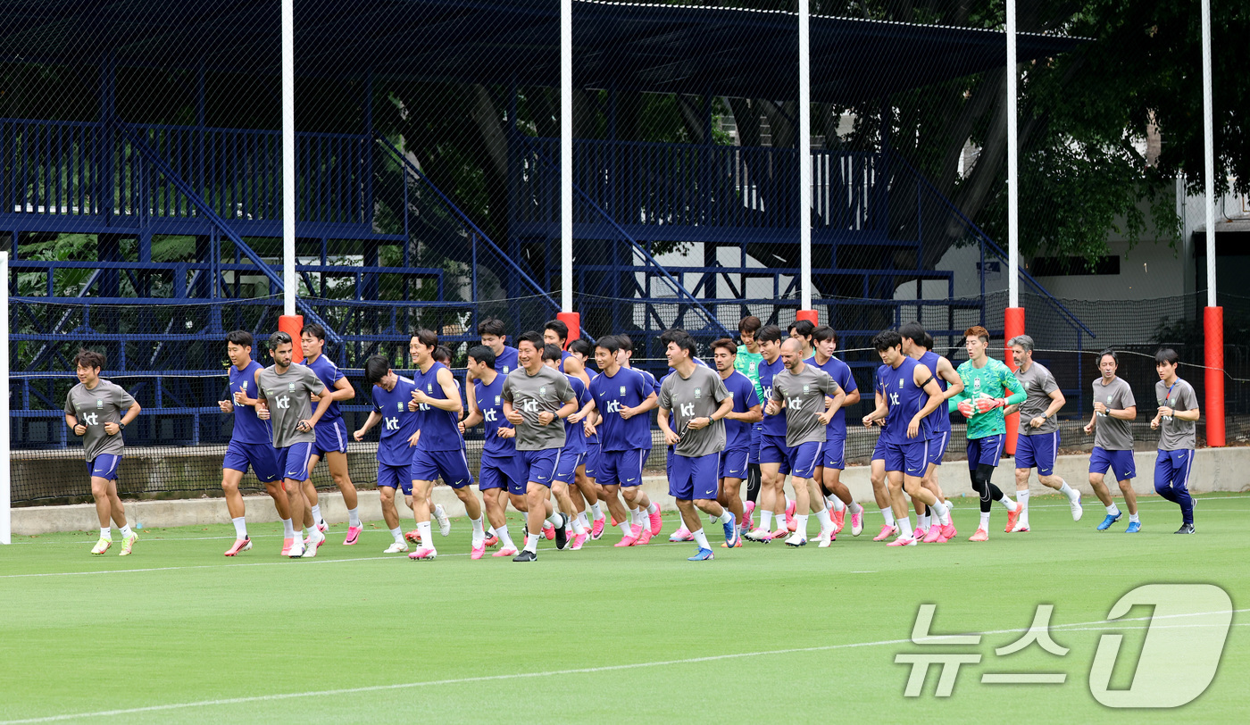 (과달라하라(멕시코)=뉴스1) 임세영 기자 = 2026 북중미 월드컵에 출전하는 대한민국 축구대표팀 선수들이 7일(현지시간) 멕시코 과달라하라 인근 사포판에 위치한 치바스 바예 베 …