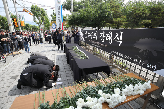 대구 투표소 1곳도 '용지부족 투표중단'…선관위 뒤늦은 사과