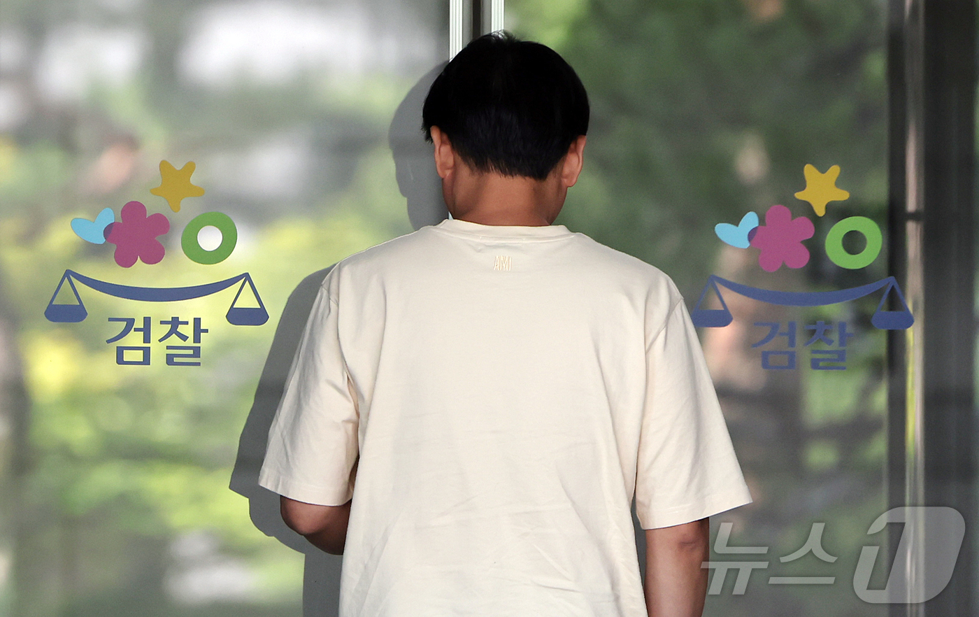 (서울=뉴스1) 김진환 기자 = 검찰과 경찰이 6·3 지방선거 당시 발생한 투표용지 부족 사태를 수사하기 위해 합동수사본부를 구성한다.앞서 이재명 대통령은 국민 참정권을 훼손한 중 …