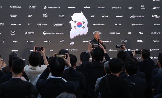 엔비디아 코리아 AI 에코시스템 리셉션 발언하는 젠슨 황