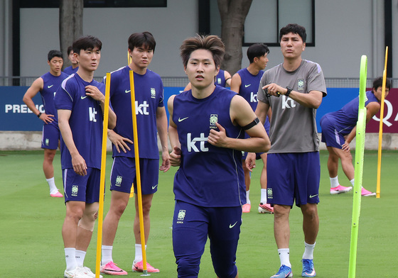 훈련하는 축구대표팀 '멕시코 적응 중'