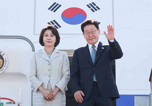 李대통령, 취임 후 첫 유럽 순방…2년차 외교 다변화·교황 만남