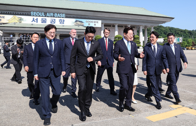 G7 정상회의 참석차 유럽 순방 나서는 이재명 대통령