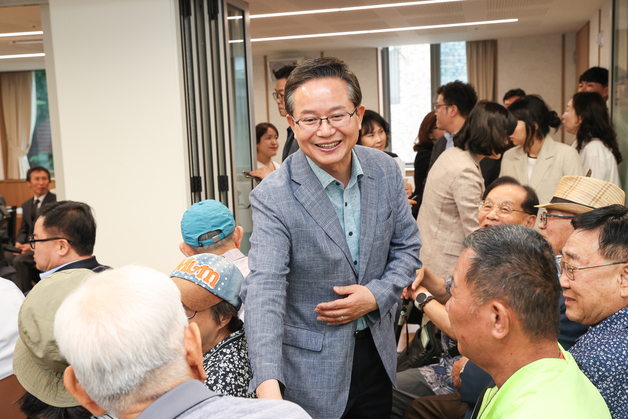 "장애인에겐 사랑방, 보호자에겐 휴식처"…영등포구, 장애인 쉼터 개소