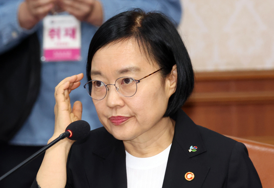김민석 총리 발언듣는 한성숙 후보자