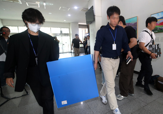 경남경찰, 박완수 캠프 딥페이크·관권선거 의혹 경남도청 압색