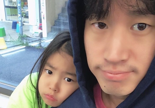 타블로 딸 이하루, 16세에 외화 번역→라이즈 신곡 작사까지 [N이슈]