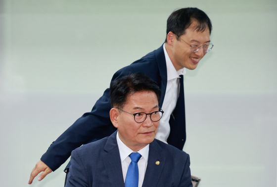 이재명 정부 2년차 맞이 포럼 참석한 송영길·김상욱