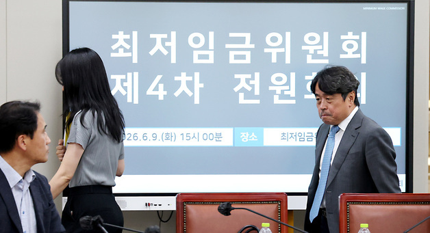 '배달라이더' 최저임금 공방 2라운드…勞 "방식 정해야" 使 "권한 밖"