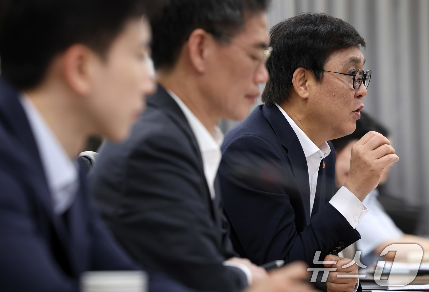 (서울=뉴스1) = 최휘영 문화체육관광부 장관이 9일 서울 종로구 국립현대미술관 서울관에서 열린 문화예술정책자문위원회 연극 분과 제3차 회의에서 모두발언을 하고 있다. (문화체육관 …