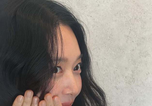러블리한 신민아, 보석보다 빛나는 비주얼 [N샷]