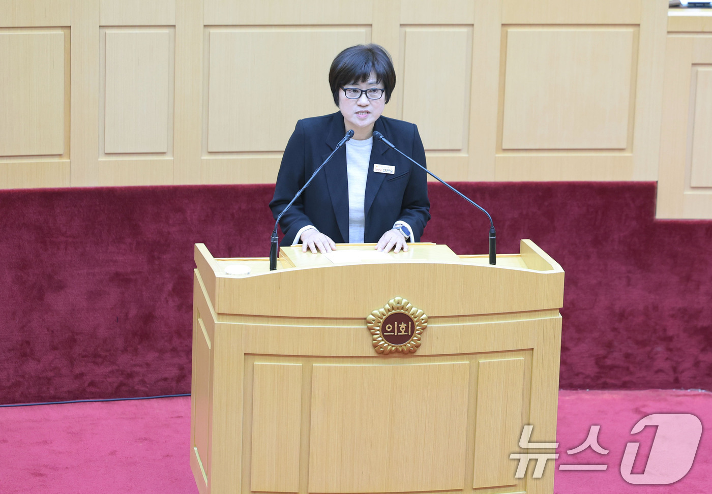 (무안=뉴스1) 박지현 기자 = 신연순 진보당 특별시의원이  1일 전남도의회 본회의장에서 열린 제1회 임시회 제1차 본회의에서 전남광주통합특별시교육청 조례안과 관련해 발언하고 있다 …
