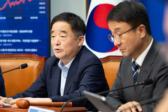 발언하는 강득구 민주당 최고위원