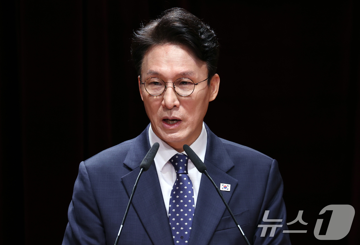 (서울=뉴스1) 김명섭 기자 = 김민석 국무총리가 1일 오전 서울 종로구 정부서울청사 별관에서 열린 이임식에서 이임사를 하고 있다. 2026.7.1/뉴스1
