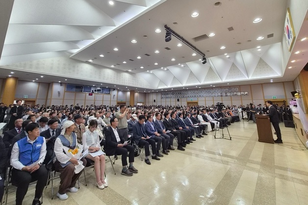 이동석 충주시장 "실력으로 시민 체감하는 성과 만들겠다"