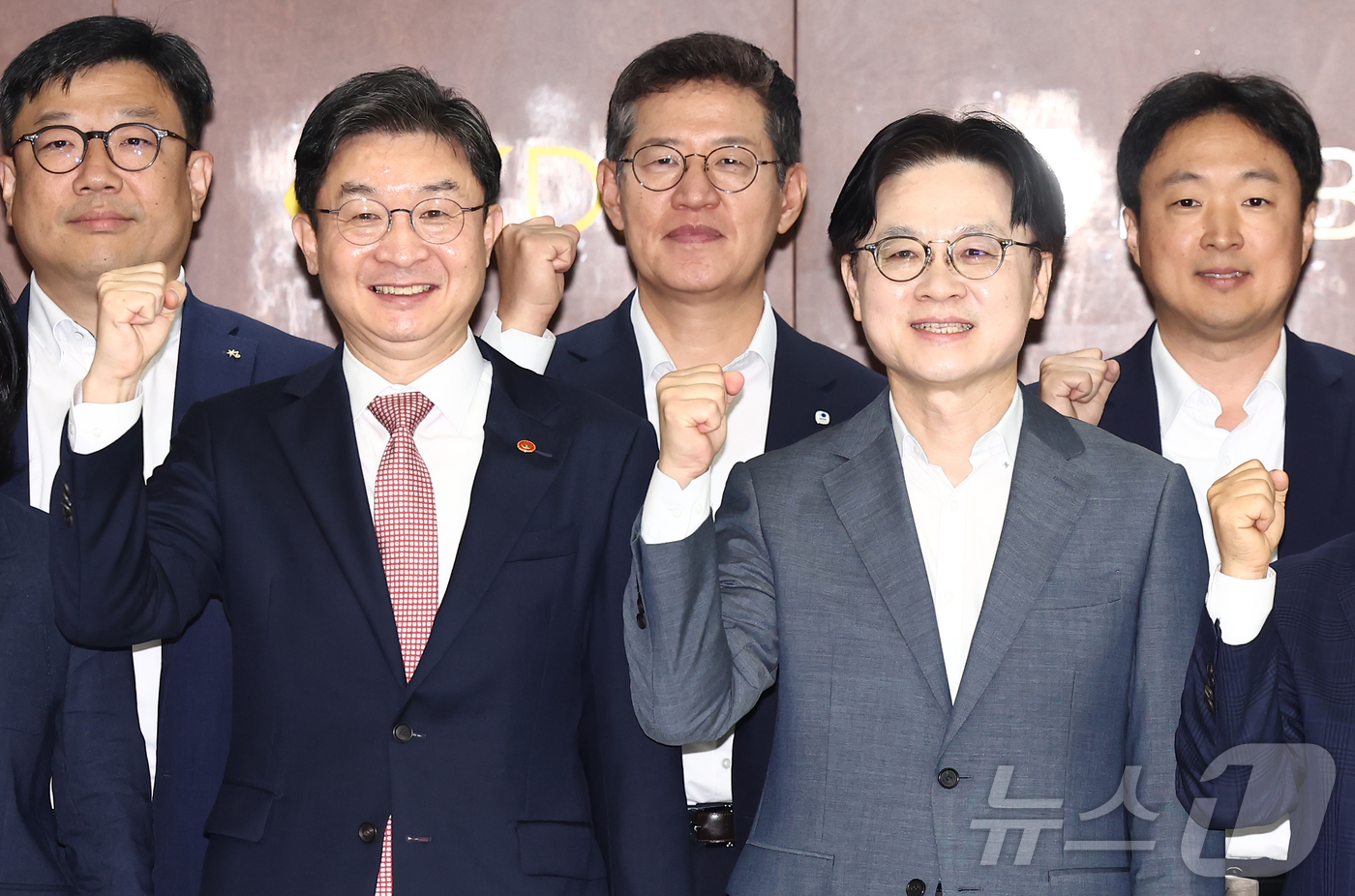 이억원 위원장 김정관 장관 합동간담회 참석