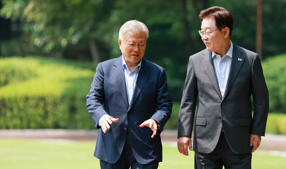 李·文 "민주진영 단합 절실, 국민통합으로…국민주권정부 반드시 성공"(종합)