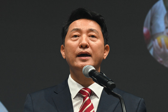오세훈 "내 집 앞 10분 전철역 시대 열겠다"