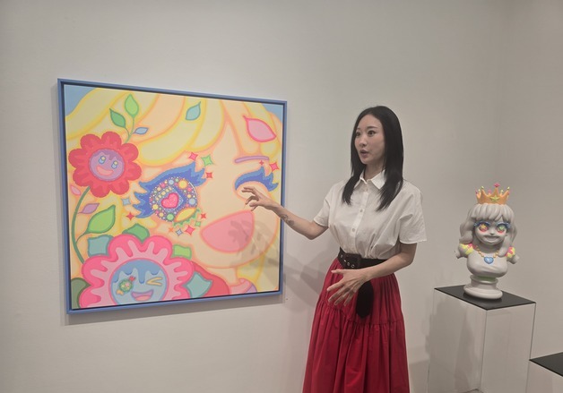 "회화 속 소녀들, 조각으로 깨어나다"…이사라 '어 걸 프롬 원더랜드'전