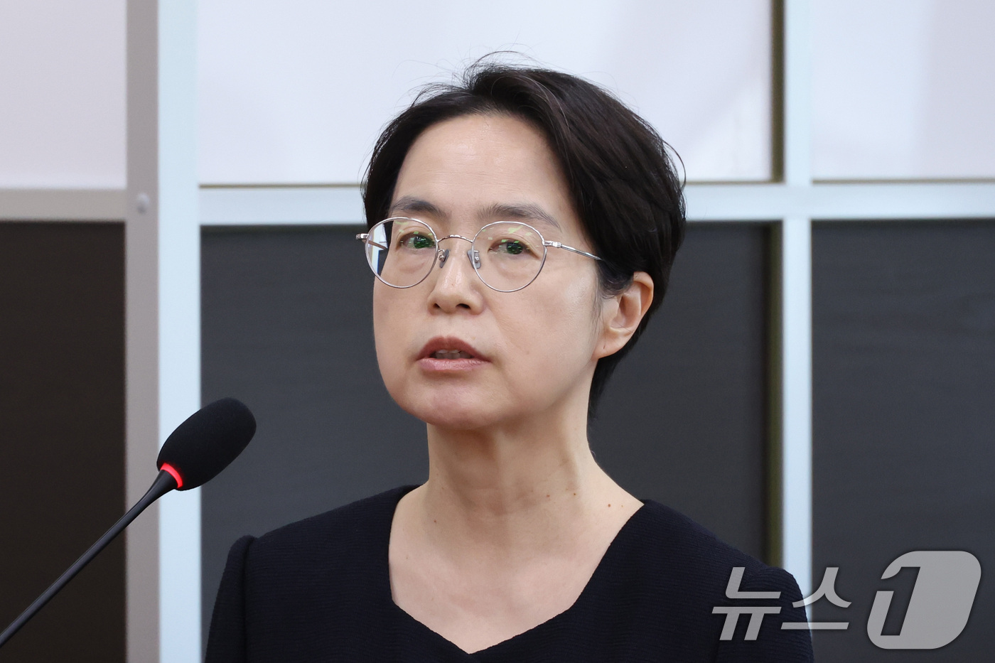 (서울=뉴스1) 신웅수 기자 = 민소영 전 송파구 선관위원장이 1일 서울 여의도 국회에서 열린 제9회전국동시지방선거투표용지부족 사태 등 국민참정권침해진상규명 및 선거관리개혁을 위한 …
