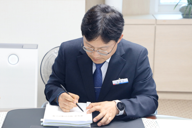 '교권보호국' 열풍 속 울산교육청 "조직 대신 신뢰 먼저"