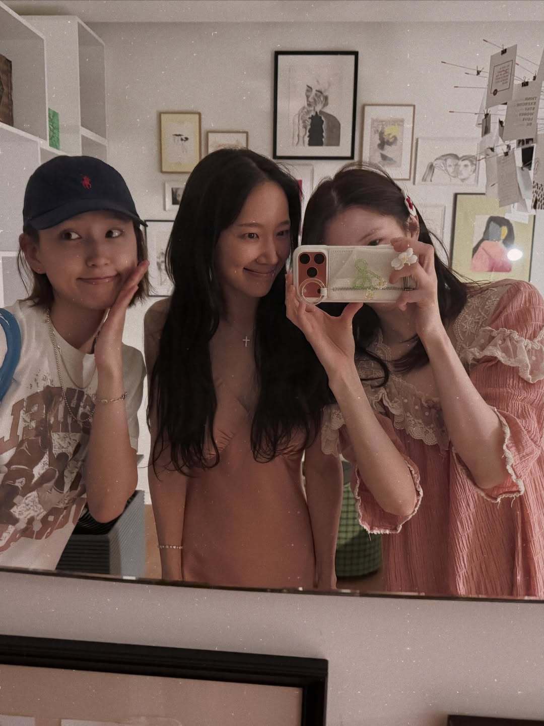 본문 이미지 - 한소희 류혜영 박예니(SNS 갈무리)