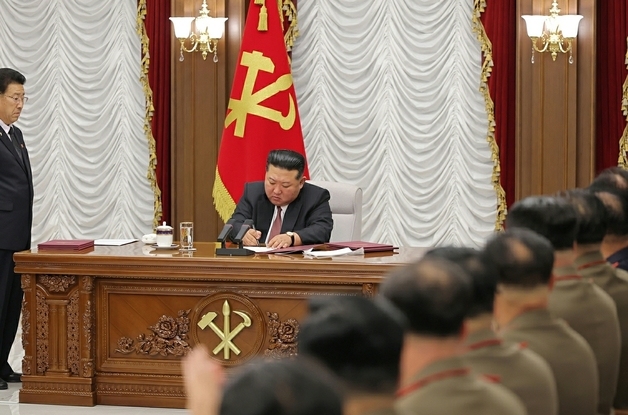 확대된 북한 정찰정보총국…"'두 국가론' 정책의 정보기구 버전"