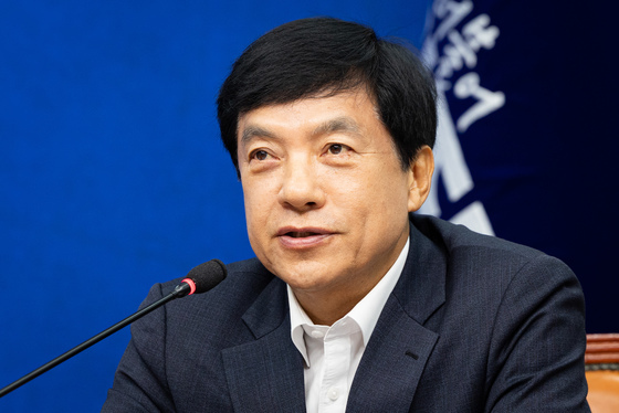 與이성윤, 최고위원 사퇴…선호투표제 도입 반발