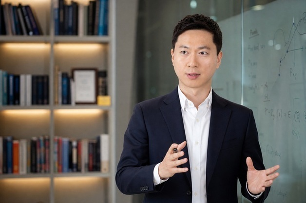 "가족·친구와 메신저 앱 소통, 자살 생각 낮춘다"