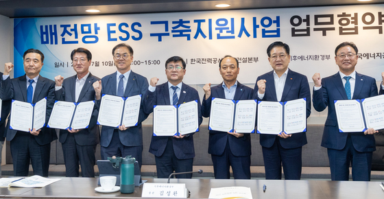 태양광 몰린 호남·제주 전력망 보강…ESS로 접속대기 해소 추진